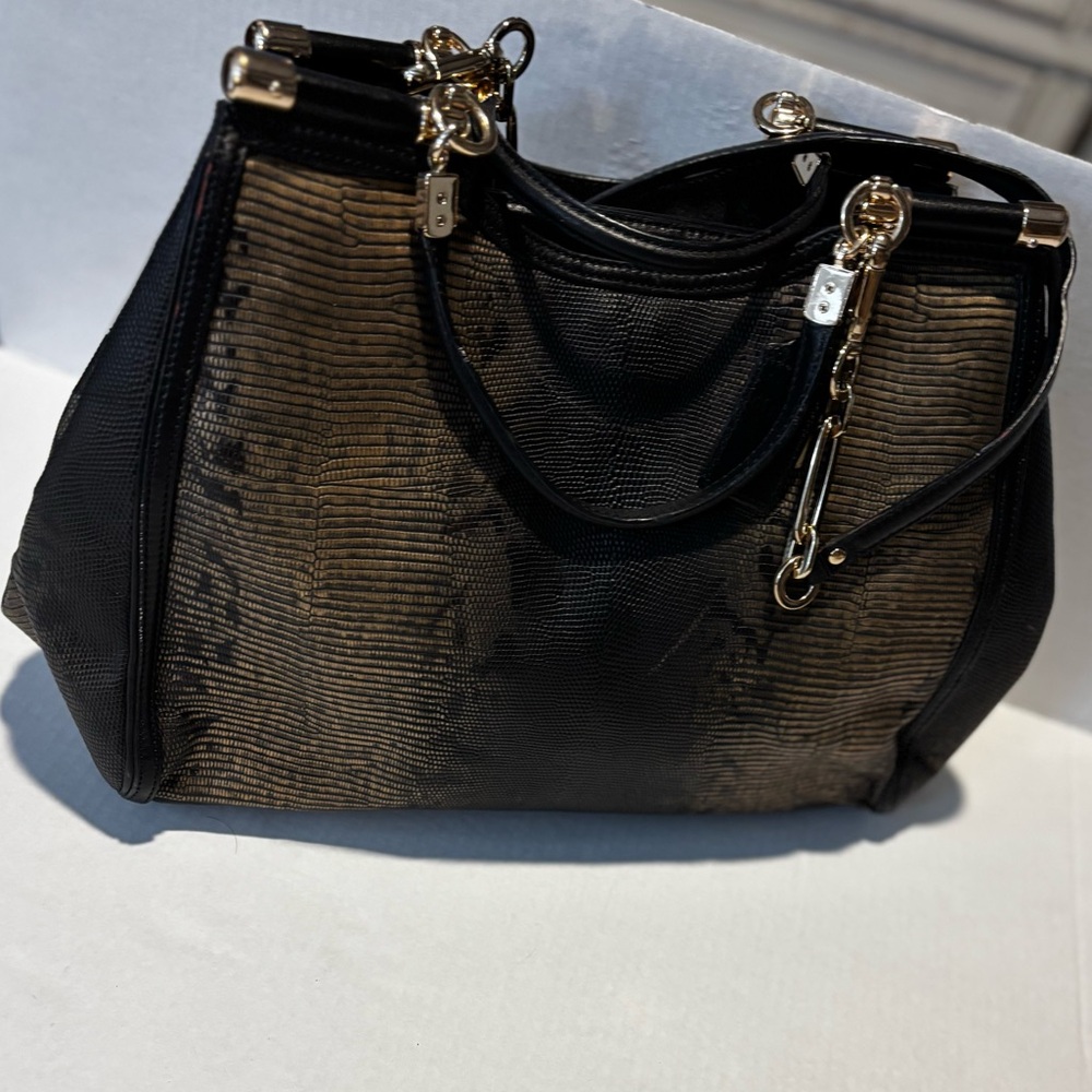 COACH limited edition handbag. Black w/slight gold shimmer. Gold hardware